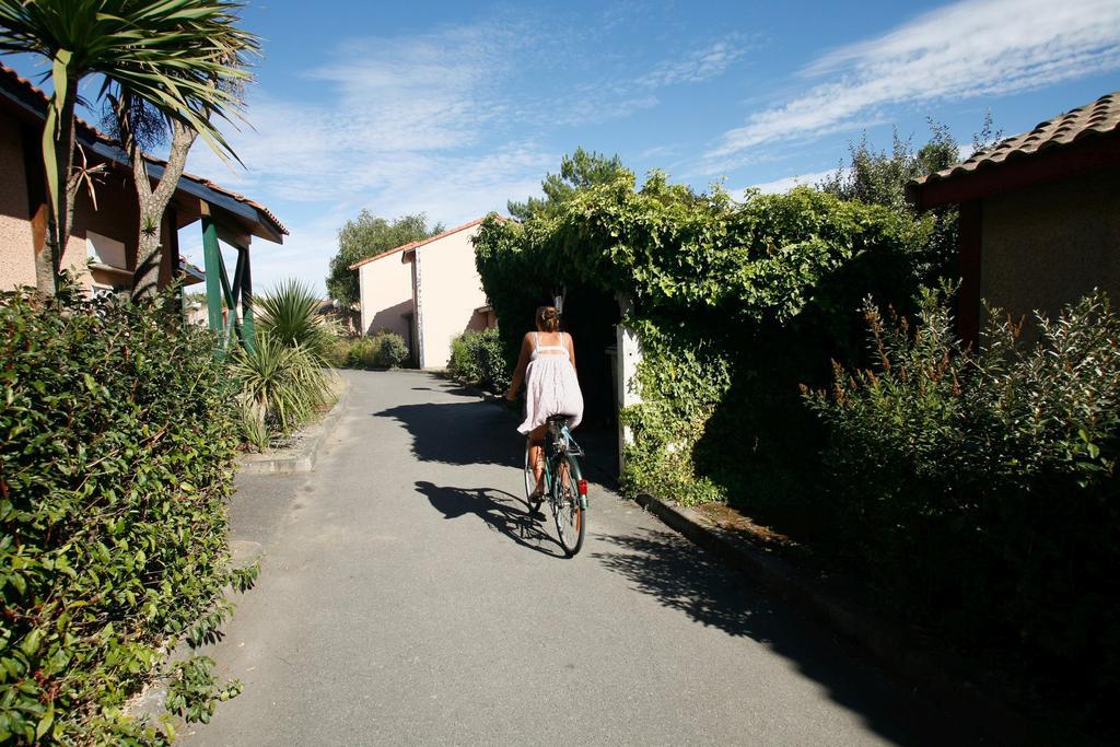 Résidence Odalys - Les Villas du Lac Soustons Extérieur photo