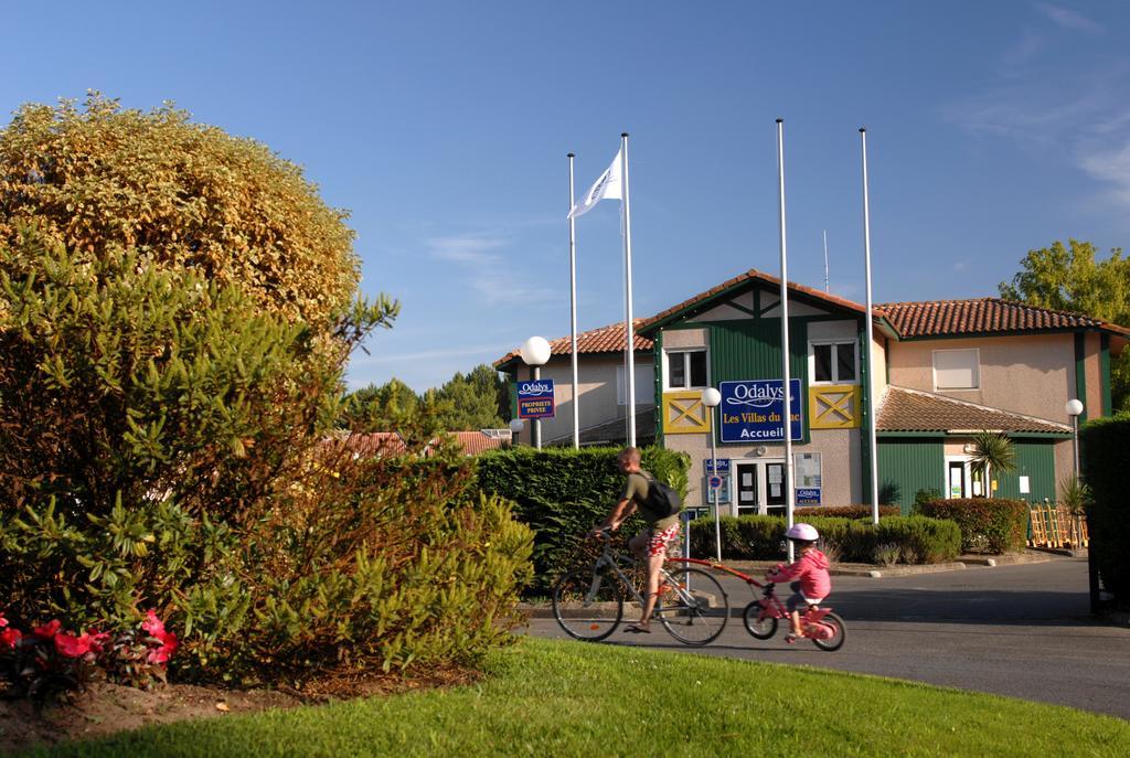 Résidence Odalys - Les Villas du Lac Soustons Extérieur photo